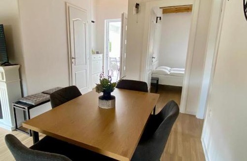 Canton 10 House | Antiva