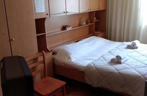 Split Apartment | Antonio
