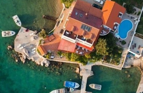 Rab Town Apartment | Apartments and Room Gulić (126241-A1) - Supetarska Draga - island Rab