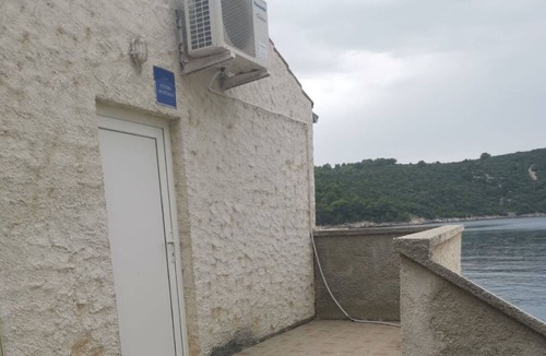 Savar Apartment | Apartment More (110681-A1) - Savar (island of Dugi otok)