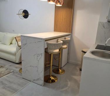 Caciulata Apartment | Apartament DeLux cu Jacuzzi Caciulata