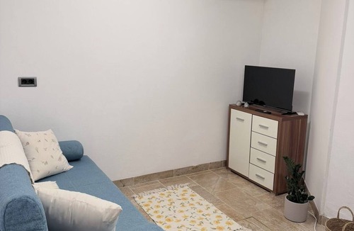 Izola Apartment | Apartma Celeste Welcome to a cozy and comfortable apartment in Isola.