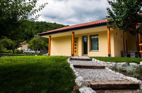 Podbela Apartment | Apartma Fani-Kobarid