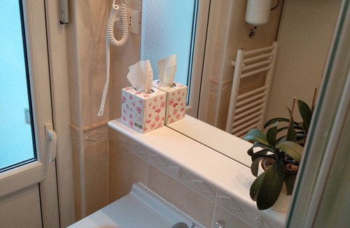 Koper Apartment | Apartma v centru Kopra s čudovitim razgledom na morje.