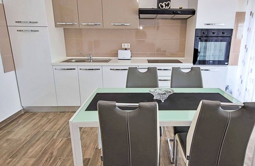 Kastel Stari Apartment | apartman 3 by Interhome
