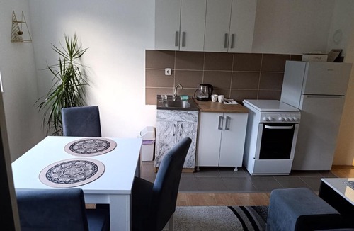 Foca Apartment | Apartman Angela