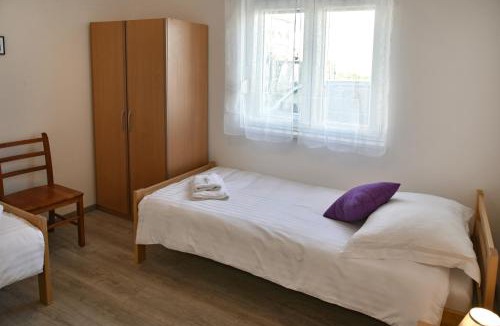 Dugopolje Apartment | Apartman Badi