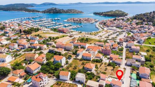 Tribunj Apartment | Apartman Barbara 5 by Villas Guide