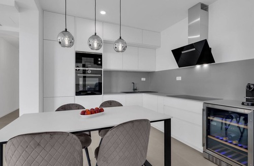 Tucepi Apartment | Apartman DeLux with private pool by Interhome