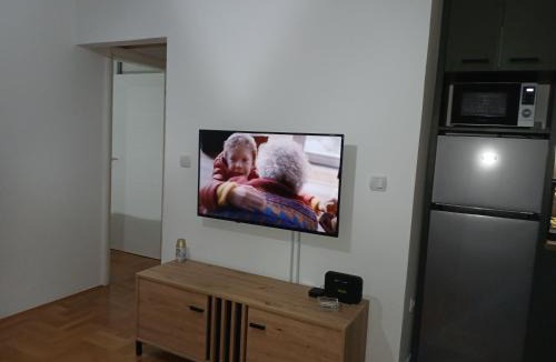 Pirot Apartment | Apartman Eni