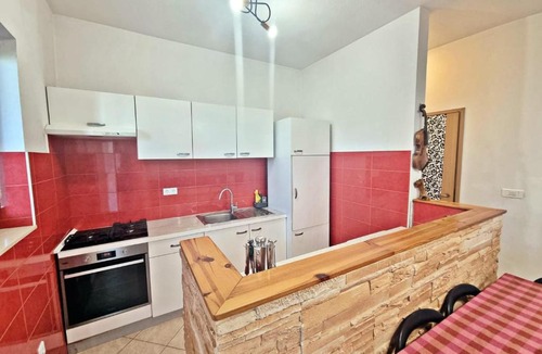 Okrug Donji Apartment | Apartman Irena with terase end private parking