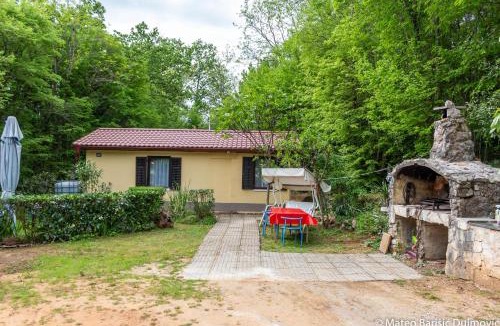 Risika Apartment | Apartman Kos