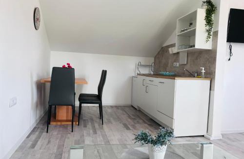 Tusilovic Apartment | Apartman Lena 2