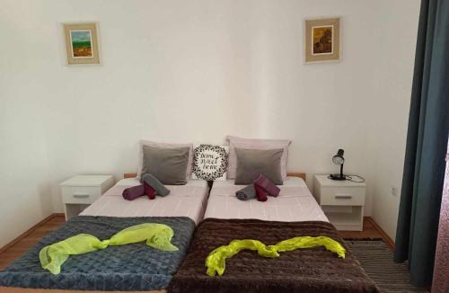 Obrovac Apartment | Apartman Ličanka