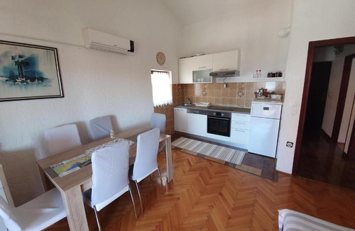Novalja Apartment | Apartman Lovro