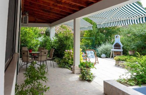 Kastel Stari Apartment | Apartman Lucija