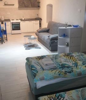 Buzdohanj Apartment | Apartman Lusi