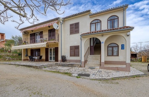 Frata Apartment | Apartman Mirela in Tar