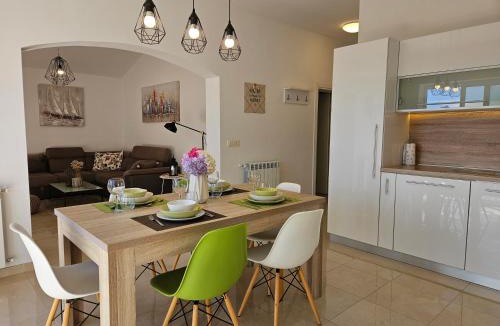 Opric Apartment | Apartman Ruza 2