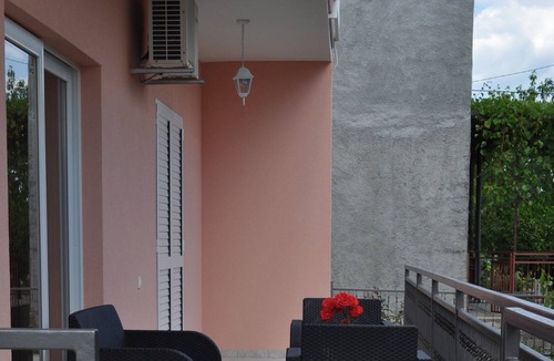 Kastel Stari Apartment | Apartman Tomislav, 6 to 8 people, all comfort, calm and rest
