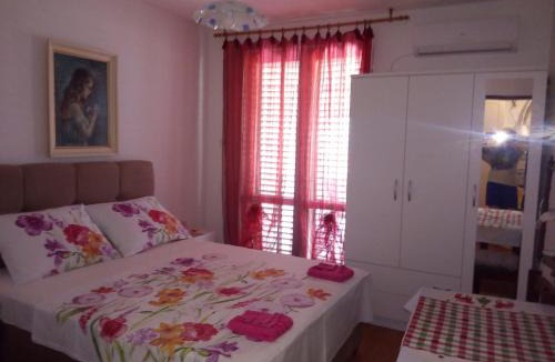 Gradac Apartment | Apartmani Ćubela