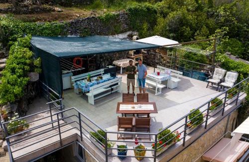 Valun Apartment | APARTMANI I SOBA ROBERTO I MIRJANA