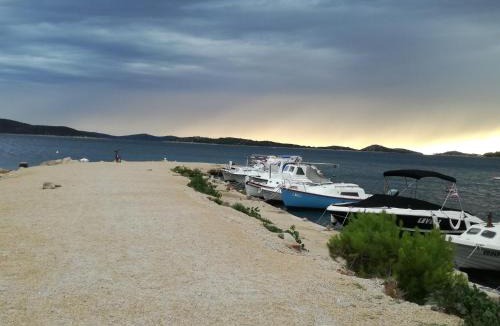 Vodice Apartment | Apartmani Irina