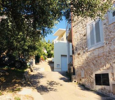 Milna Apartment | Apartmani Kronjac