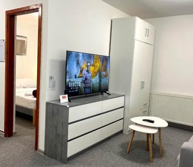 Kutina Apartment | Apartmani Moslavina, free big parking, workspace, crib, satin cotton sheets