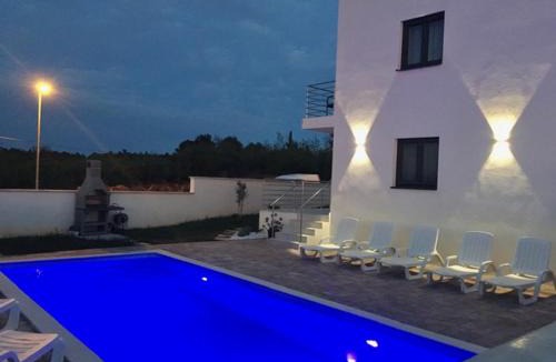Murine Apartment | APARTMANI NIEL