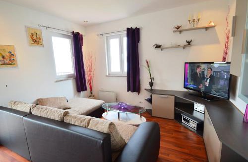 Trget Apartment | Apartment Šverko by Interhome