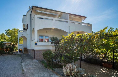 Punat Apartment | Apartment ∙ 1 bedroom ∙ 2 guests