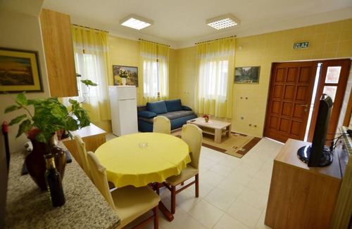 Municipality of Zminj Apartment | Apartment ∙ 1 bedroom ∙ 4 guests