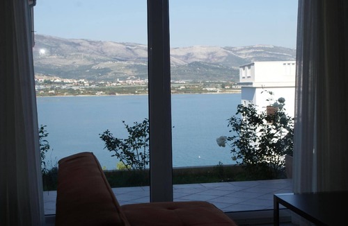 Mastrinka Apartment | Apartment 1 on the ground floor with a terrace