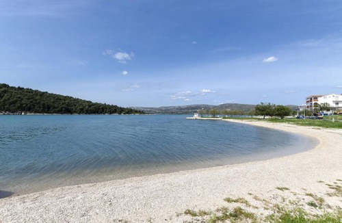 Jadrtovac Apartment | Apartment ∙ 2 bedrooms ∙ 5 guests