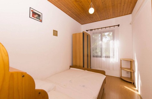 Murter Apartment | Apartment ∙ 2 bedrooms ∙ 5 guests