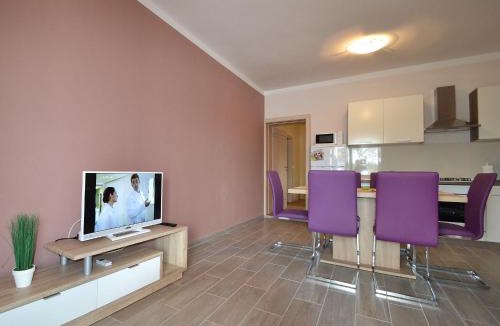 Obrovac Apartment | Apartment Ana-2 by Interhome