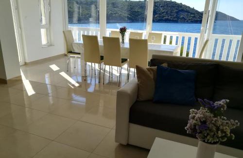 Savar Apartment | Apartment Ana Marija Savar