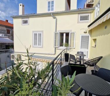 Krk House | Apartment and Room Marija