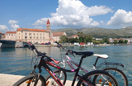 Trogir Apartment | Apartment and Room Ursa