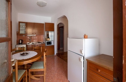 Mandre Apartment | Apartment Ante - comfortable & free parking: A2(2+1) - Mandre, Island Pag, Croatia