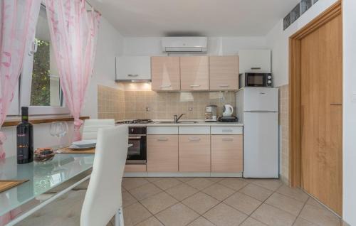Vrvari Apartment | Apartment Antonio