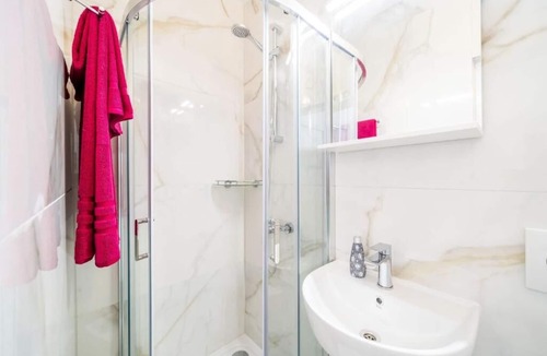 Kupari Apartment | Apartment Bari - 10 km from airport: A1(2) - Kupari, Riviera Dubrovnik, Croatia