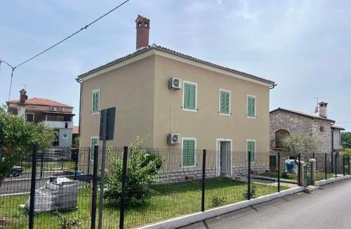 Fiorini Apartment | Apartment Beatus