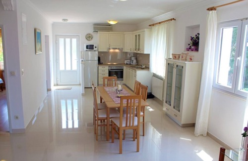 Cavtat Apartment | Apartment Bellevue, modern family friendly apartment with stunning view.