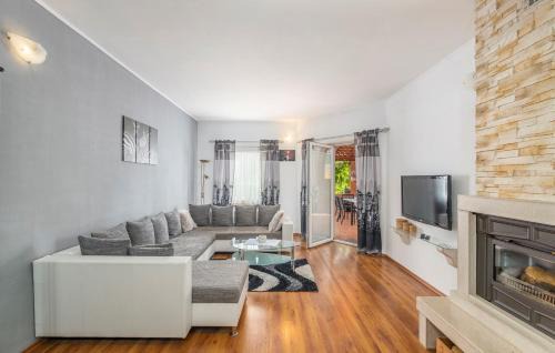Strpacici House | Apartment Complex Villa Visnjan with Pool