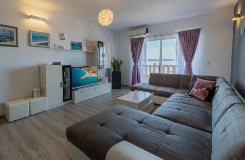Moca Apartment | Apartment Dany - Free Beach Parking