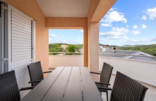 Bilice Apartment | Apartment Desiree Bilice - Sibenik