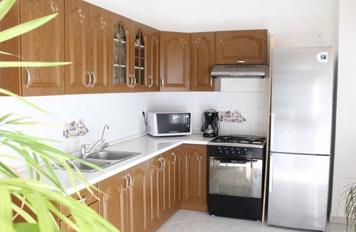 Pinezici Apartment | Apartment Fuma in Pinezići mit Privatem Balkon by Interhome