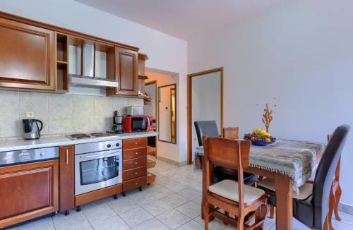 Liznjan Apartment | Apartment Gabi-4 by Interhome